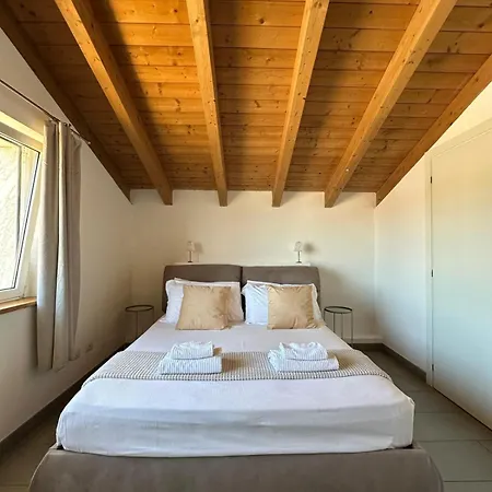 Fior&iris Delux 公寓 斯特雷萨